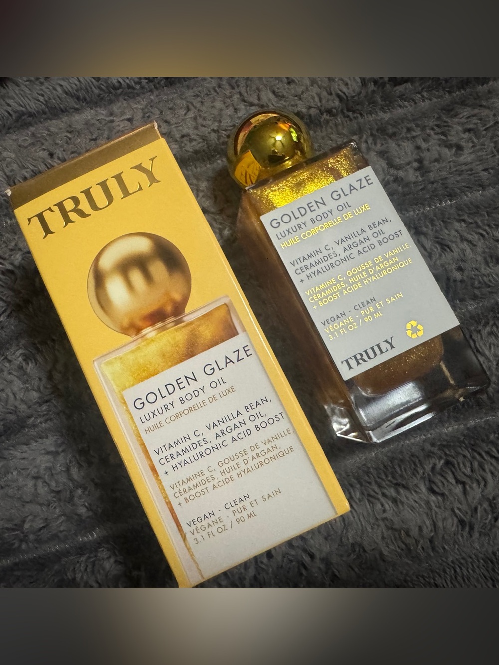 TRULY Golden Glaze Luxury Body Oil - Gold and White Packaging